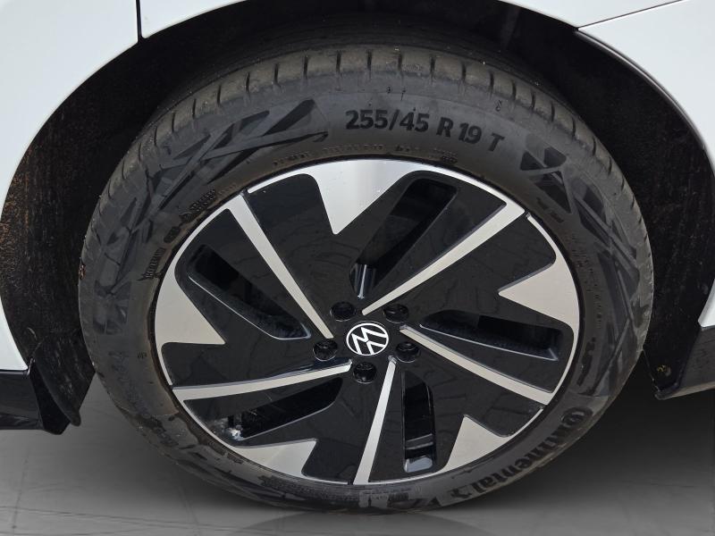 Volkswagen ID.7 PRO – image 12 of 17