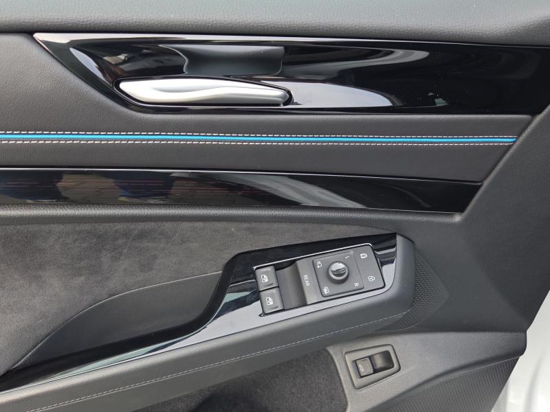 Volkswagen ID.7 PRO – image 13 of 17