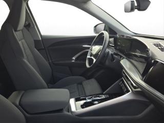 Audi Q5 Sportback S line – image 4 of 18