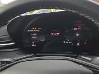 Audi Q5 Sportback S line – image 9 of 18