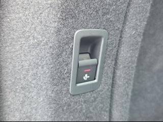 Audi A4 Avant – image 12 of 21
