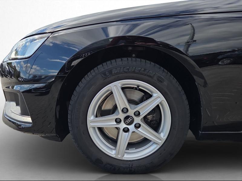 Audi A4 Avant – image 13 of 21