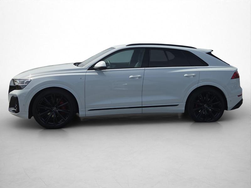 Audi Q8 S line – image 3 of 22