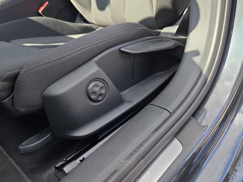 Audi A4 Avant advanced – image 15 of 22