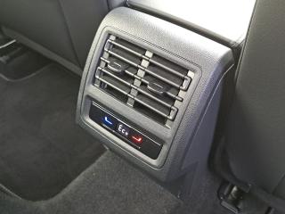 Volkswagen Golf Style – image 17 of 21
