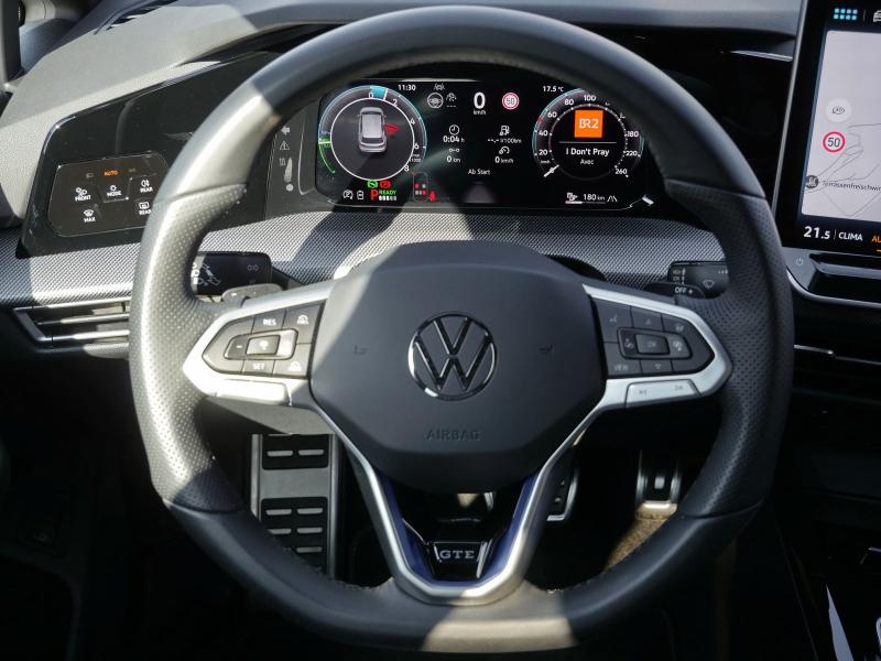 Volkswagen Golf GTE – image 9 of 24