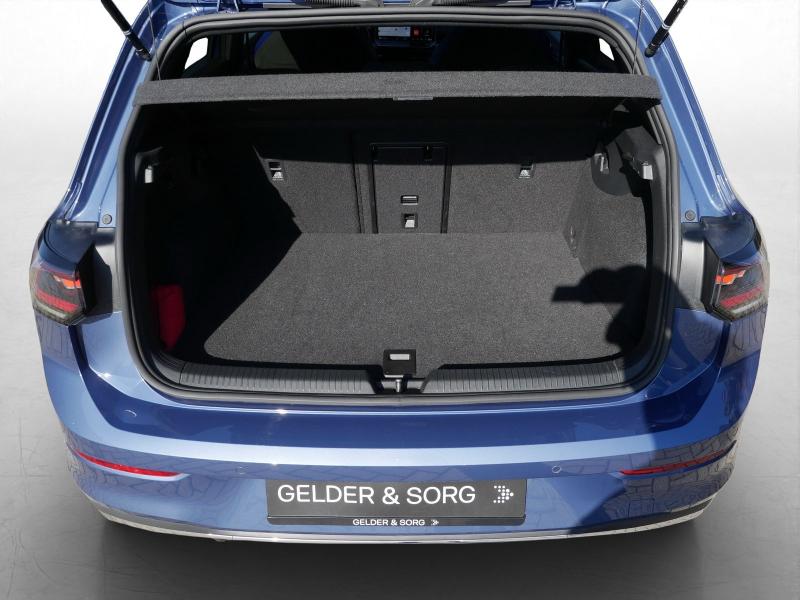 Volkswagen Golf GTE – image 11 of 24
