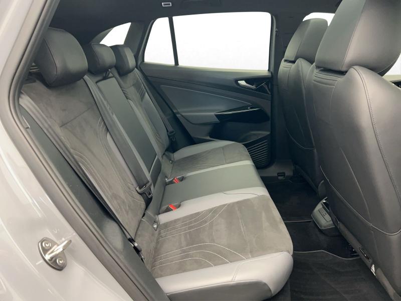 Volkswagen ID.4 Pro Performance – image 16 of 17