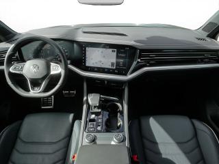 Volkswagen Touareg R-Line – image 5 of 25