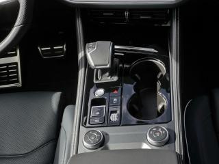 Volkswagen Touareg R-Line – image 7 of 25