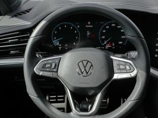 Volkswagen Touareg R-Line – image 9 of 25