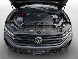 Volkswagen Touareg R-Line – image 18 of 25