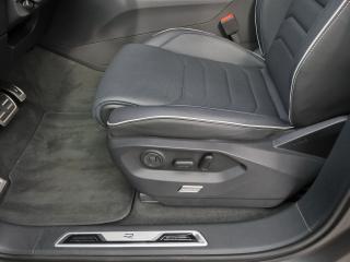 Volkswagen Touareg R-Line – image 23 of 25
