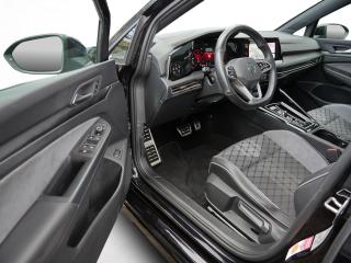 Volkswagen Golf Variant R-Line – image 14 of 24