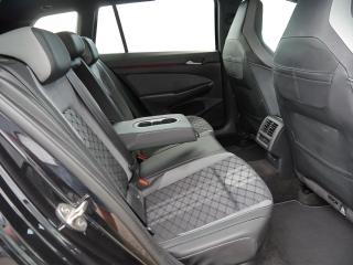 Volkswagen Golf Variant R-Line – image 16 of 24