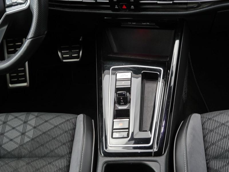Volkswagen Golf Variant R-Line – image 7 of 24