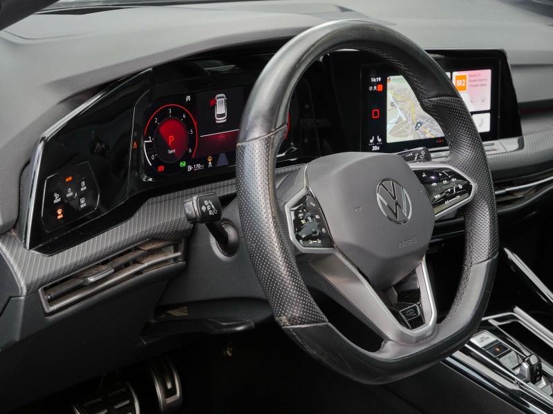 Volkswagen Golf Variant R-Line – image 19 of 24