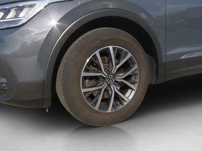 Volkswagen Tiguan LIFE – image 13 of 22