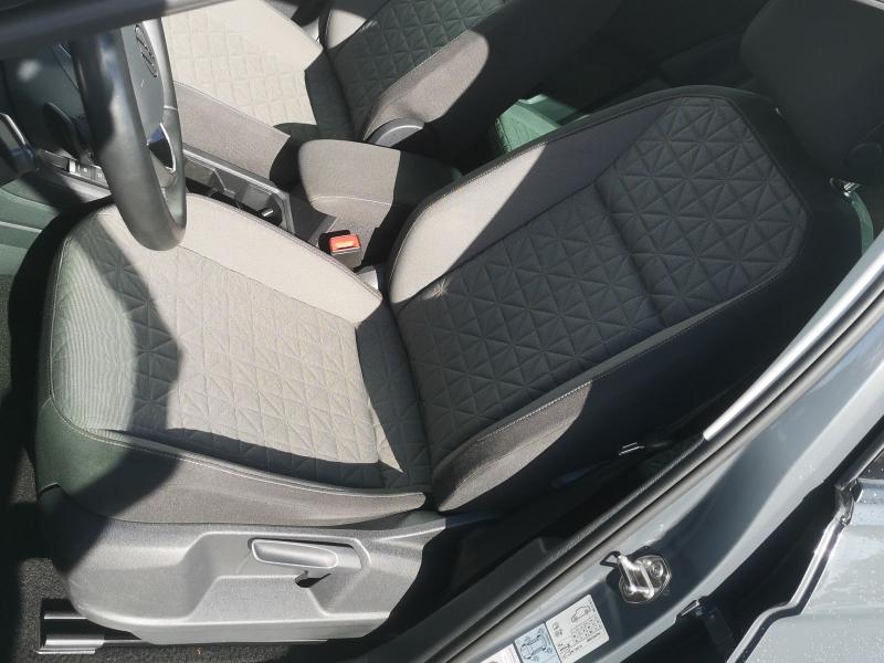 Volkswagen Tiguan LIFE – image 15 of 22