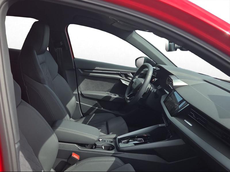 Audi RS 3 Sportback – image 4 of 21