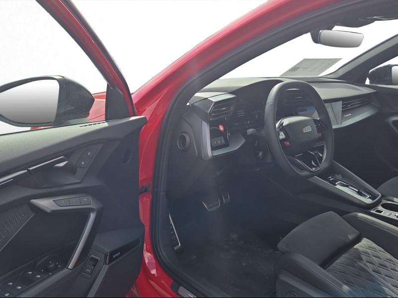 Audi RS 3 Sportback – image 14 of 21