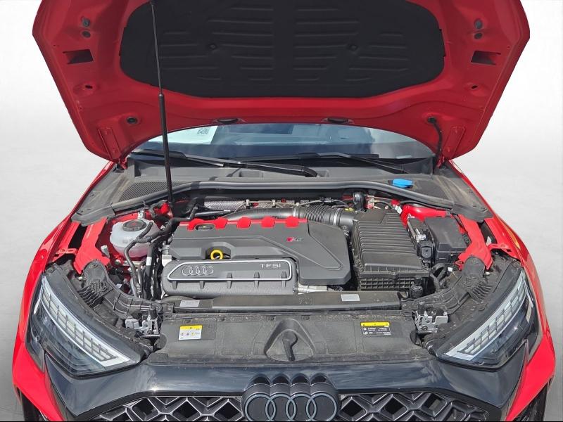Audi RS 3 Sportback – image 18 of 21