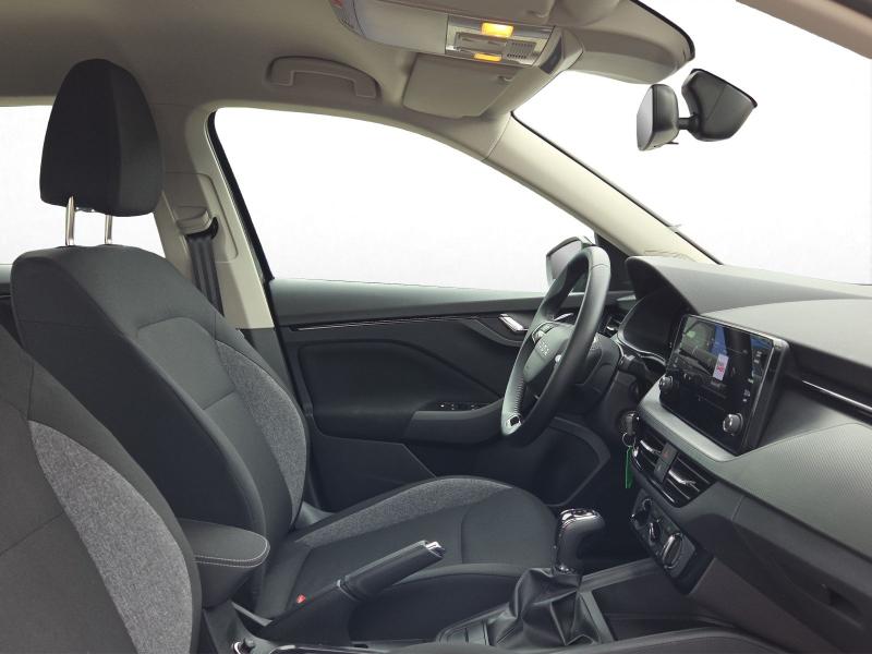 Škoda Kamiq Essence – image 4 of 22
