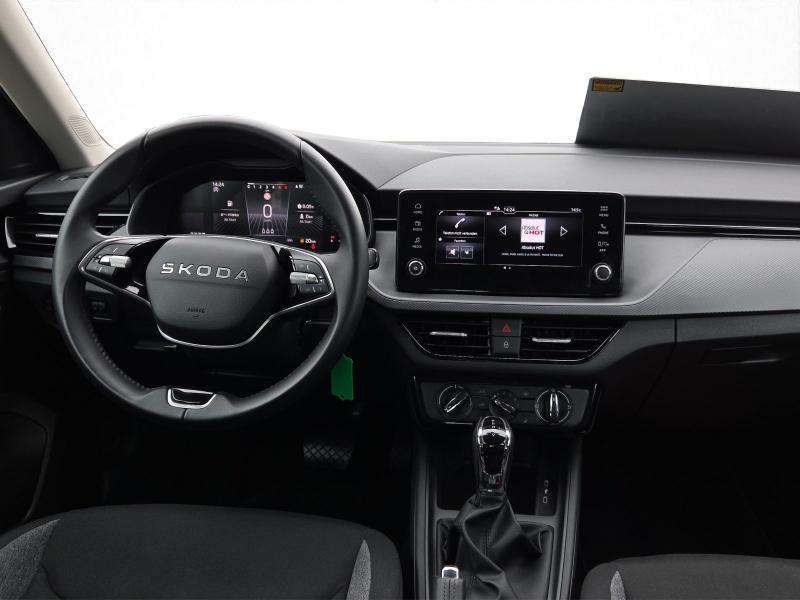 Škoda Kamiq Essence – image 5 of 22
