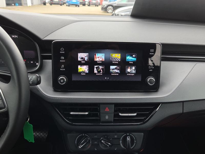 Škoda Kamiq Essence – image 6 of 22