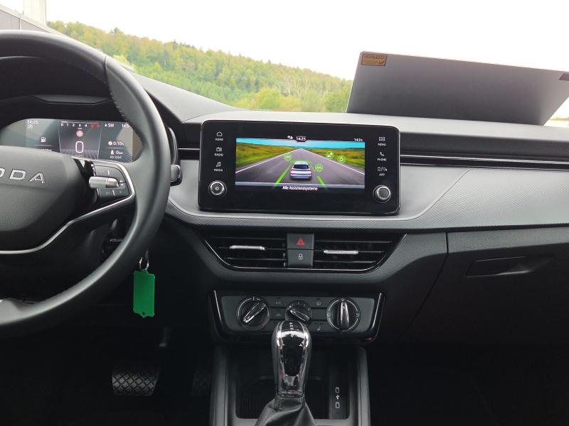 Škoda Kamiq Essence – image 7 of 22