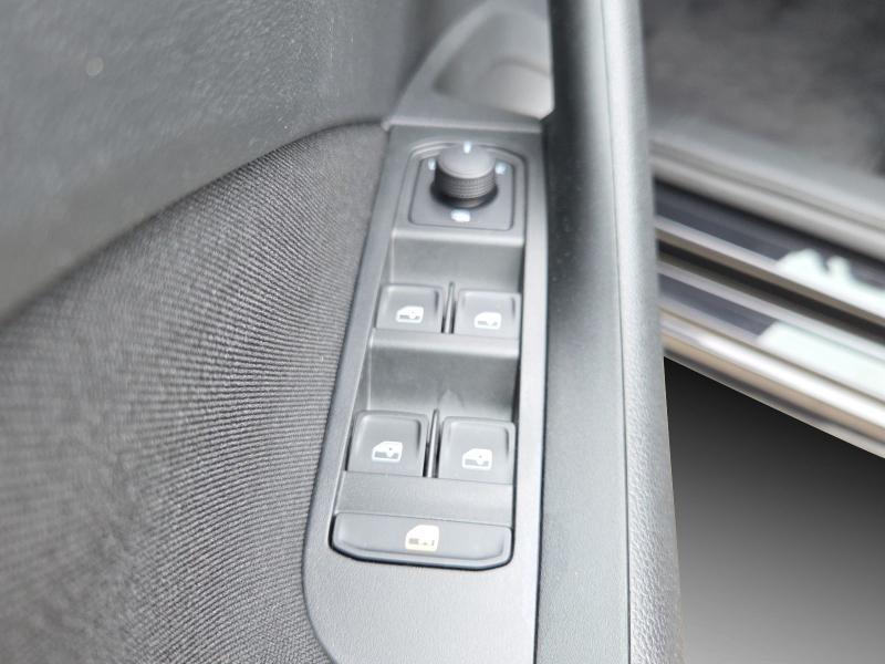 Škoda Kamiq Essence – image 12 of 22