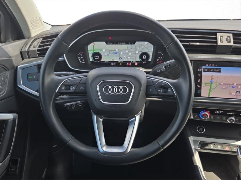 Audi Q3 advanced – image 8 of 21