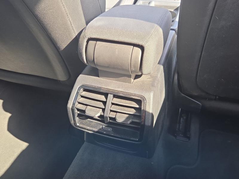 Audi Q3 advanced – image 17 of 21