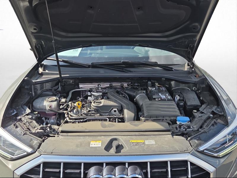 Audi Q3 advanced – image 18 of 21