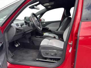 Volkswagen ID.3 Pure – image 12 of 15