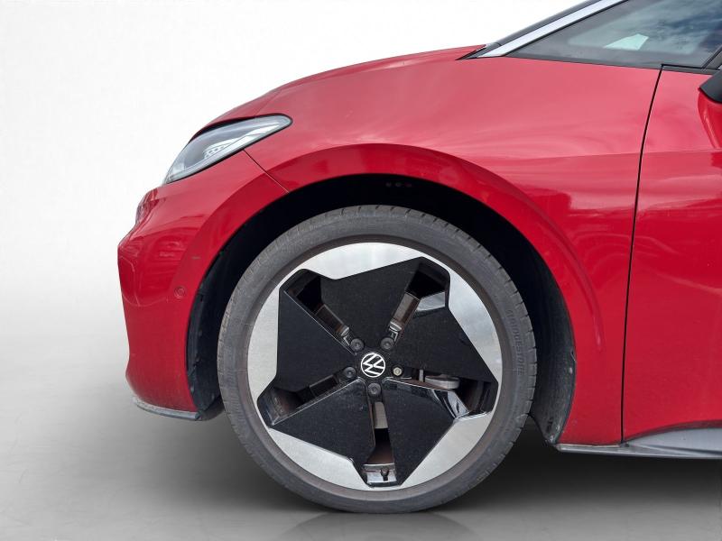 Volkswagen ID.3 Pure – image 11 of 15