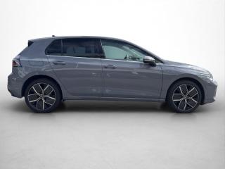 Volkswagen Golf Style – image 3 of 15