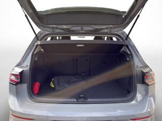 Volkswagen Golf Style – image 10 of 15