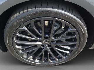 Audi Q7 S line – image 13 of 18