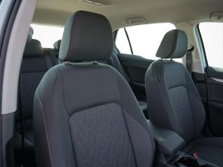 Volkswagen Golf LIFE – image 10 of 23