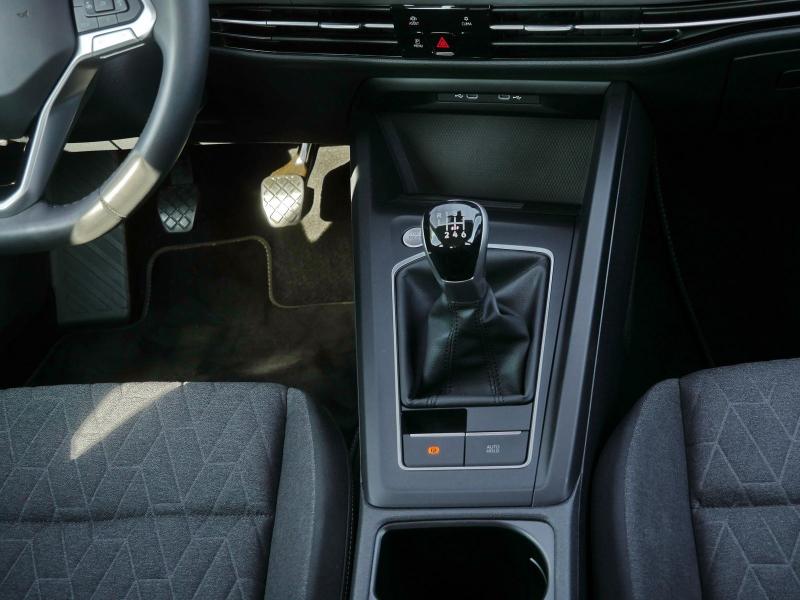 Volkswagen Golf LIFE – image 7 of 23