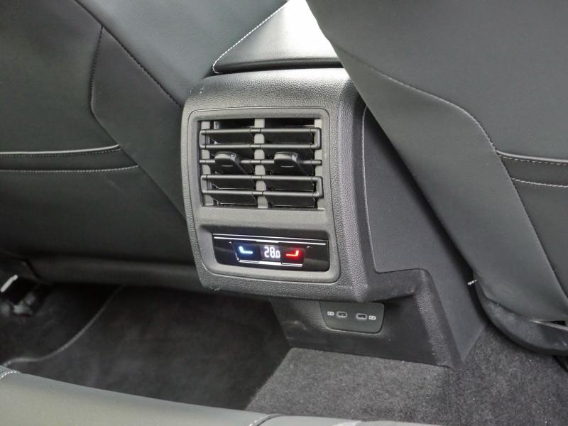 Volkswagen Golf Goal – image 17 of 24