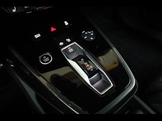 Audi Q4 Sportback e-tron S line – image 15 of 25