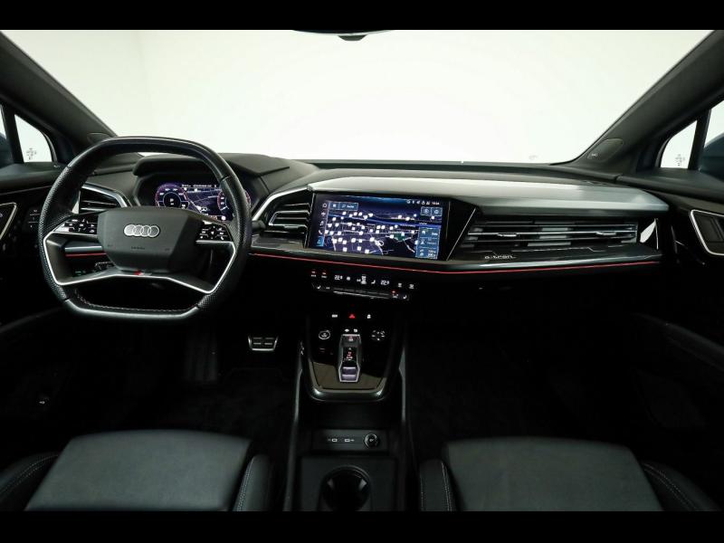 Audi Q4 Sportback e-tron S line – image 10 of 25