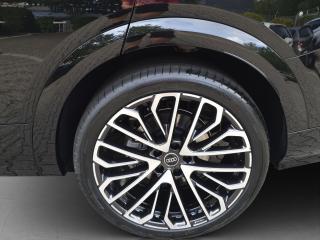 Audi Q7 S line – image 13 of 20