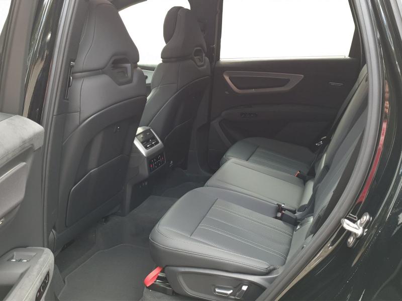 Audi Q7 S line – image 16 of 20