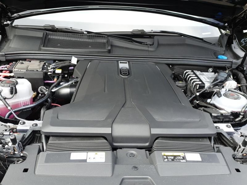 Audi Q7 S line – image 17 of 20