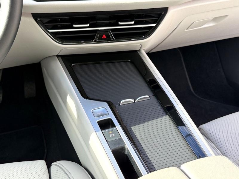 Volkswagen Passat Variant Elegance – image 7 of 25