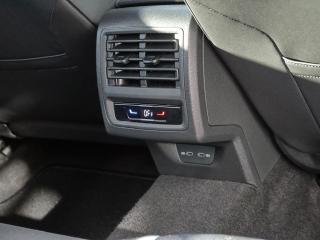 Volkswagen Golf Variant R – image 16 of 24