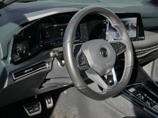 Volkswagen Golf Variant R – image 19 of 24